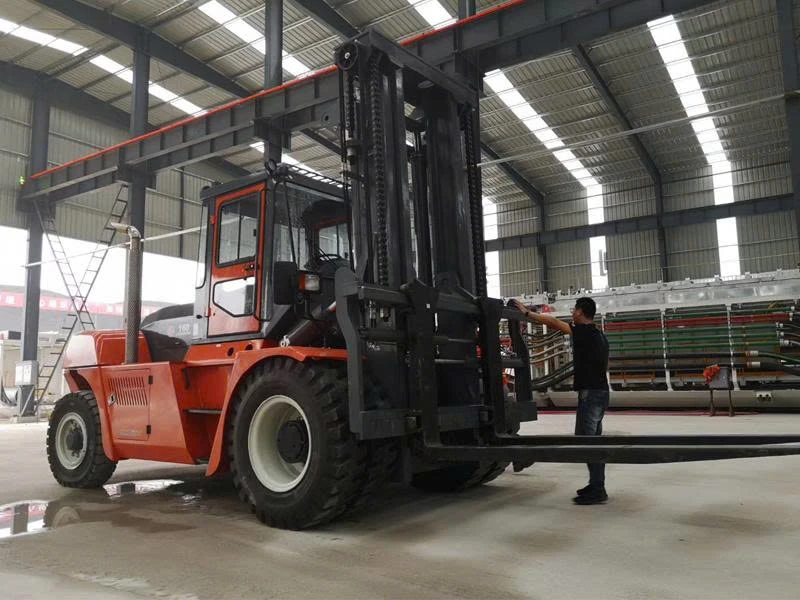 XE NÂNG DẦU 18 TẤN SAFER