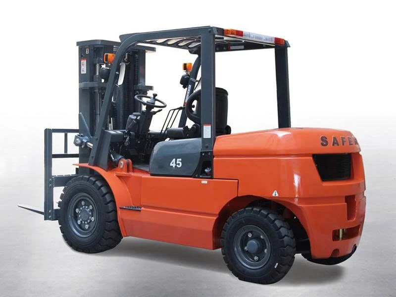 XE NÂNG DẦU 4.5 TẤN SAFER