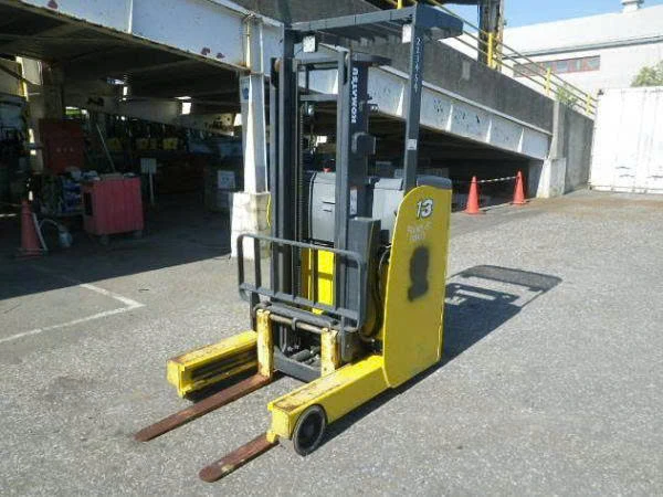 XE NÂNG ĐIỆN ĐỨNG LÁI 1.3 TẤN CŨ